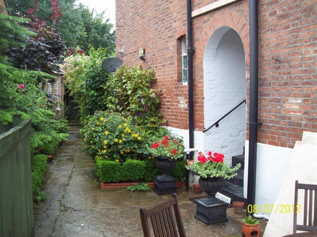 Beverley Budget Inn エクステリア 写真